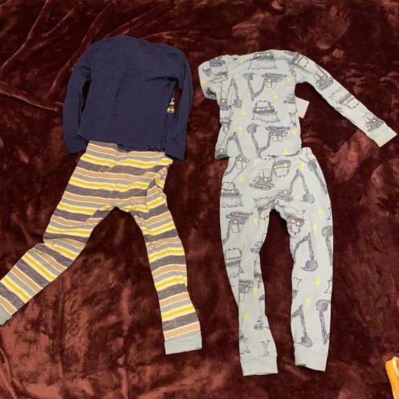 5T, Carter’s pj sets - Picture 12 of 12
